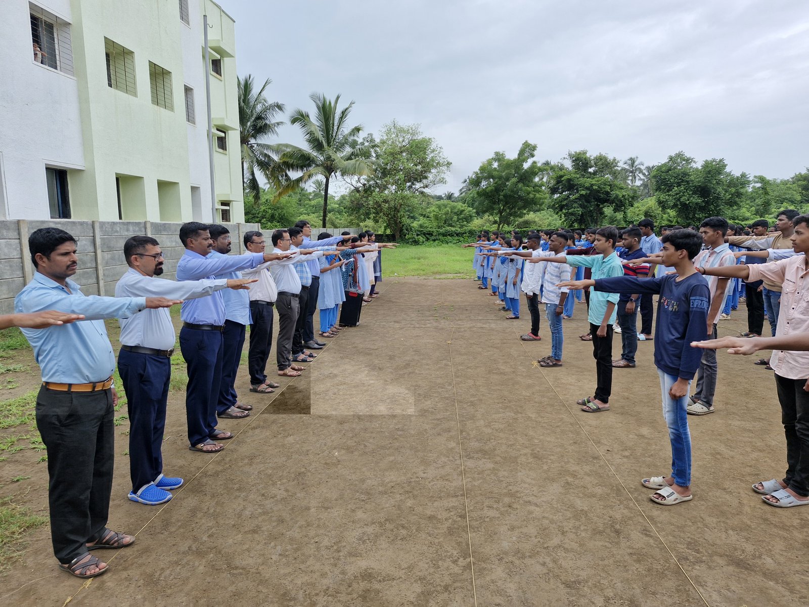 स्वच्छता शपथ ( हर घर तिरंगा )